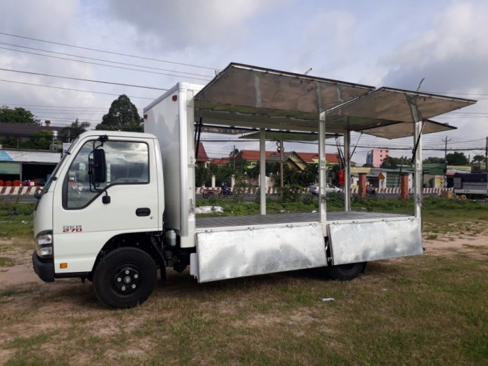 Xe tải Isuzu 1T9 thùng kín Composite  Xe tải giá gốc
