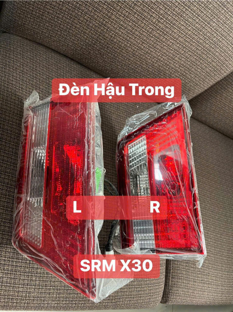 Đèn Hậu Trong Xe SRM X30