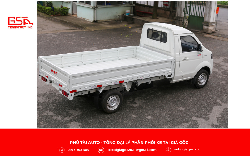 Xe tải SRM T50 thùng lửng sở hữu kích thước lòng thùng 3.050 x 1.635 x 370 mm, mang đến không gian chứa hàng rộng rãi và tối ư