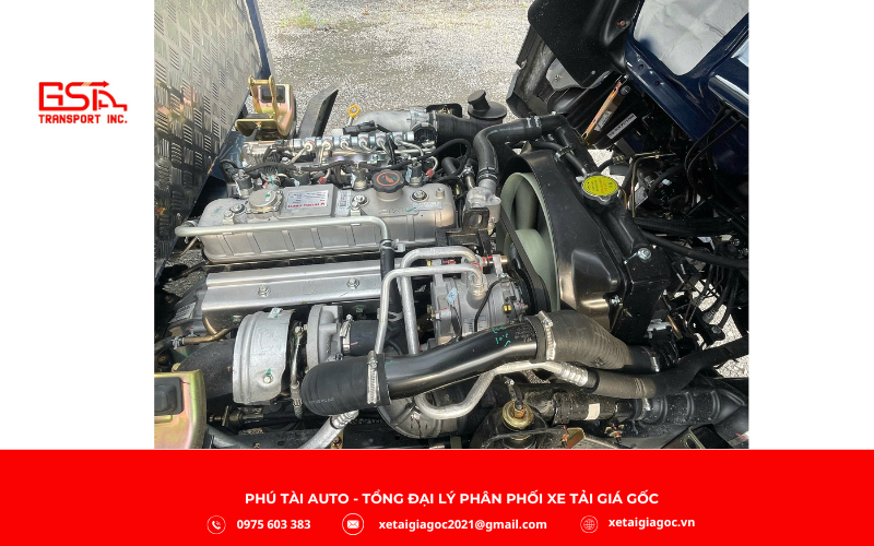 Xe tải Đô Thành IZ62M thùng kín sử dụng động cơ Diesel JX493ZLQ5 công nghệ Isuzu, dung tích 2.771 cc, cho công suất 116 mã lực và mô-men xoắn 285 N.m