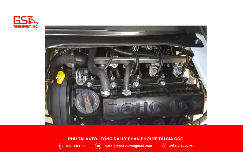 Xe tải SRM T20a thùng mui bạt 930 kg sử dụng động cơ DLCG14 hiện đại, 4 xi-lanh thẳng hàng, trục cam kép DOHC với 16 van, công suất 107 mã lực