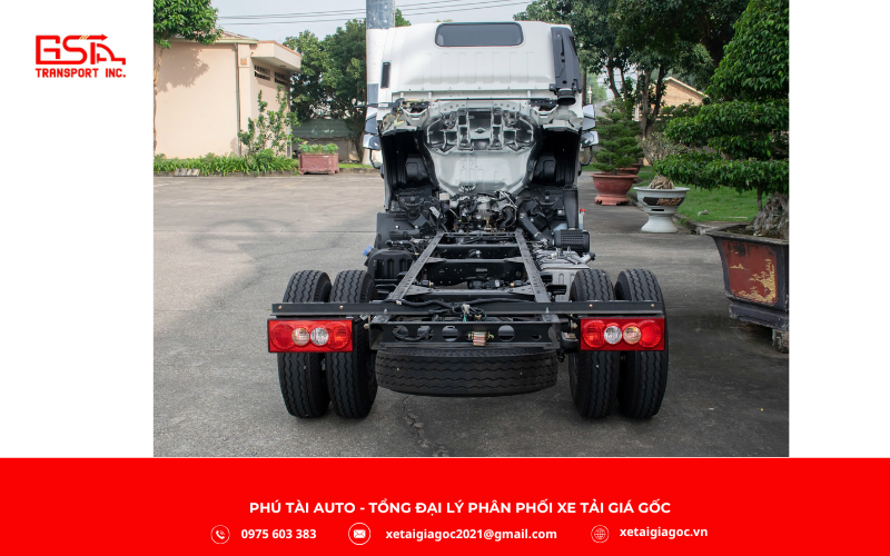 Xe tải Đô Thành IZ60SL Plus sở hữu khung gầm thép cường lực dập nguội nguyên khối, sơn tĩnh điện chống gỉ giúp bền bỉ và chịu tải tốt