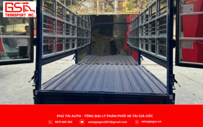 SRM T15 thùng mui bạt 2025 sở hữu lòng thùng rộng rãi