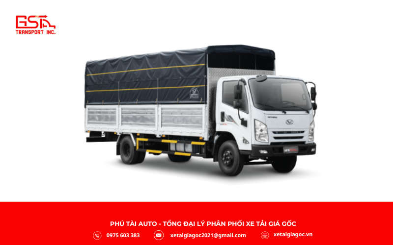 Xe tải Đô Thành IZ71SL Plus thùng mui bạt nổi bật với thùng siêu dài 6.3 mét, tải trọng 3.49 tấn, phù hợp vận chuyển hàng hóa đa dạng cần bảo vệ khỏi thời tiết