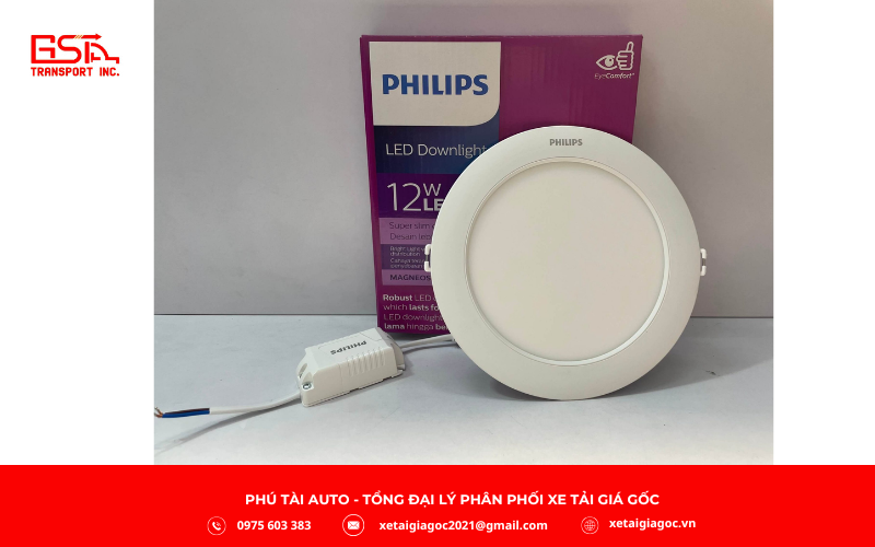 Đèn LED sườn xe tải Philips 12W là mẫu phổ biến cho xe tải 24V, nổi bật với độ sáng cao và độ bền tốt