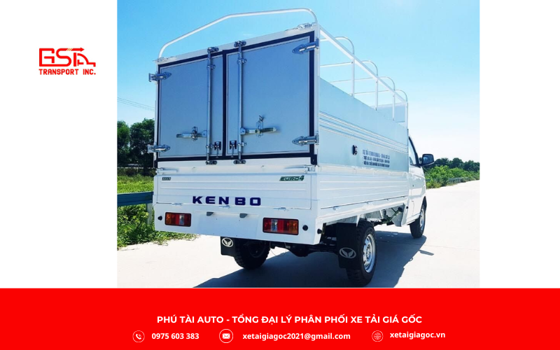 Xe tải Kenbo 990 kg thùng hàng dài 2,61 m, rộng 1,51 m, phù hợp chở đa dạng hàng hóa nội đô như thực phẩm, thiết bị nhỏ