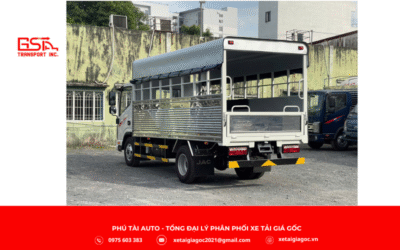 Kích thước thùng trường lái của JAC N360 E5 là 4.370 x 1.810 x 1.770 mm, rộng rãi và chắc chắn