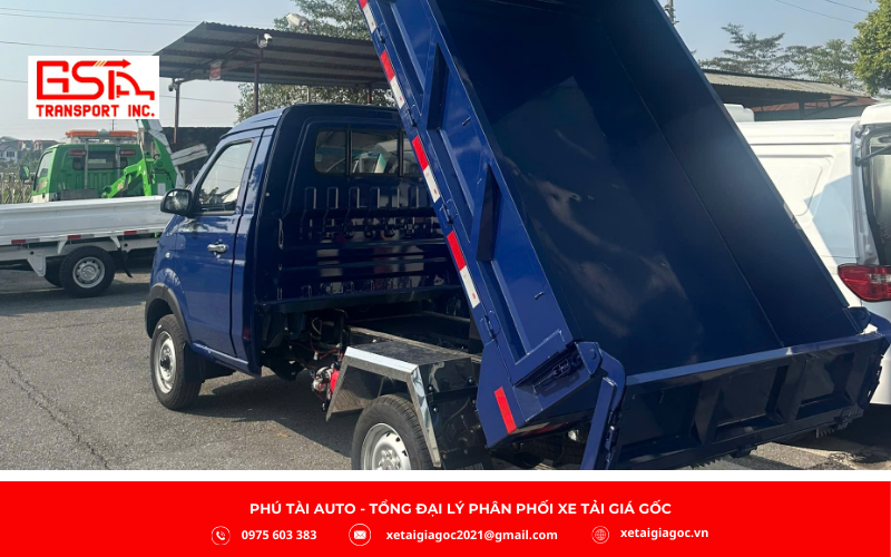 Xe tải ben SRM T15 có thùng 3,05 x 1,56–1,635 x 1,635 m, dung tích 4–6 m³, làm bằng inox dày