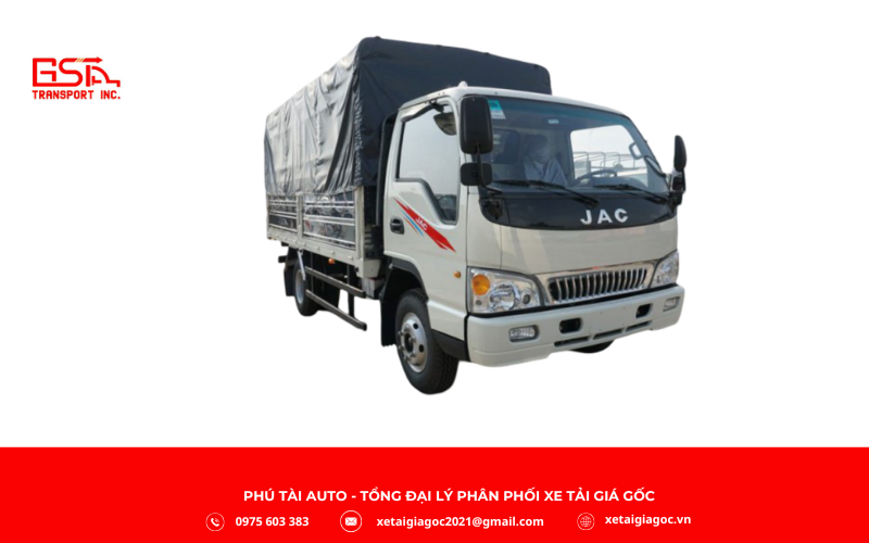 Xe tải JAC 5 tấn chủ yếu là dòng N500, trang bị động cơ Đức DEV Euro 5, với tải trọng hàng hóa cho phép 4,990–4,995 tấn và tổng tải trọng 9.050–9.300 kg.