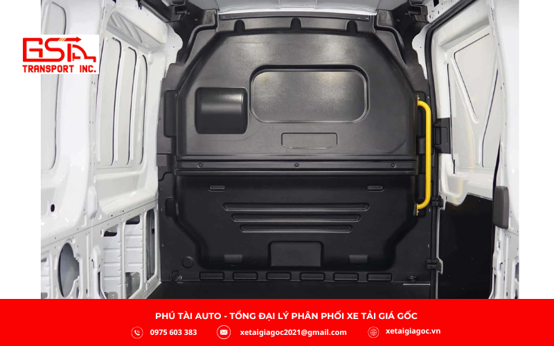 Vách nhựa ABS là lựa chọn kinh tế cho xe tải Van chở hàng nhẹ, ưu tiên trọng lượng thấp và thi công nhanh trong môi trường đô thị.