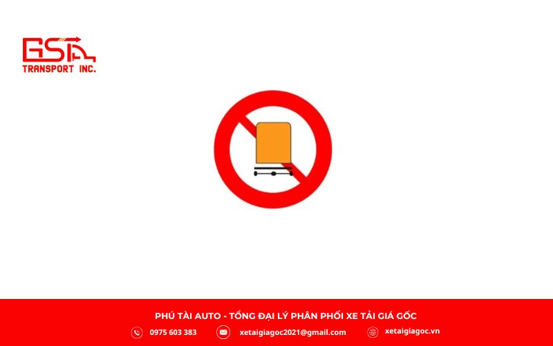 Biển P.106c là biển báo cấm xe chở hàng nguy hiểm, thuộc nhóm biển cấm theo Quy chuẩn QCVN 41:2019/BGTVT.