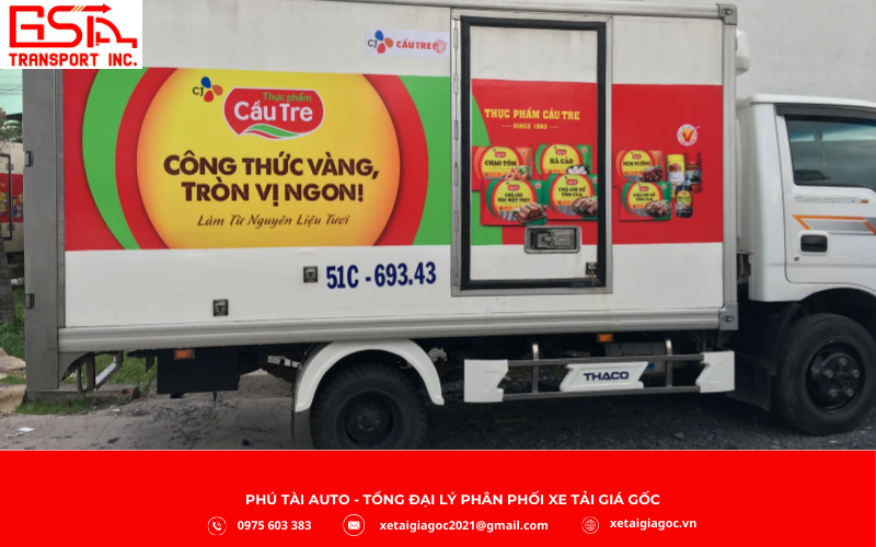 Bên cạnh vị trí và kích thước, nội dung thể hiện trên decal quảng cáo xe tải cũng phải tuân thủ chặt chẽ quy định pháp luật nhằm đảm bảo tính văn minh, an toàn và đúng chuẩn quảng cáo ngoài trời.