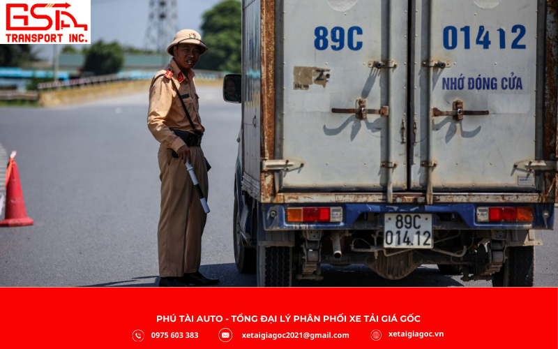 Lái xe liên tục quá 4 giờ là hành vi vi phạm quy định về thời gian điều khiển phương tiện, tiềm ẩn nhiều nguy cơ mất an toàn giao thông.