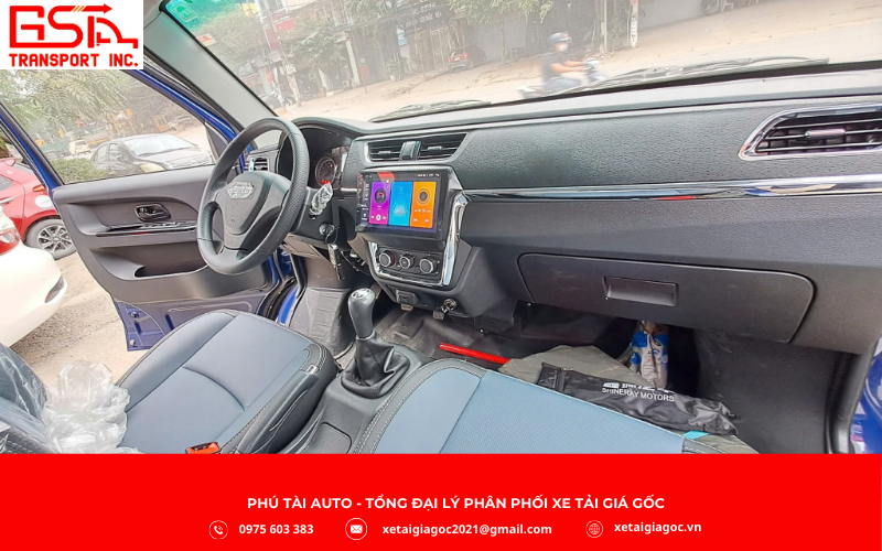 Nội – ngoại thất của xe tải SRM T15 được thiết kế hiện đại và tiện nghi, mang đến trải nghiệm thoải mái cho tài xế trong quá trình vận hành.