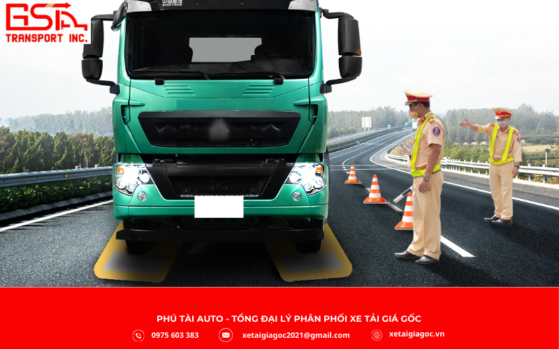 Theo quy định của Bộ Giao thông Vận tải, xe tải khi chở hàng tham gia giao thông phải tuân thủ đúng tải trọng cho phép của phương tiện.