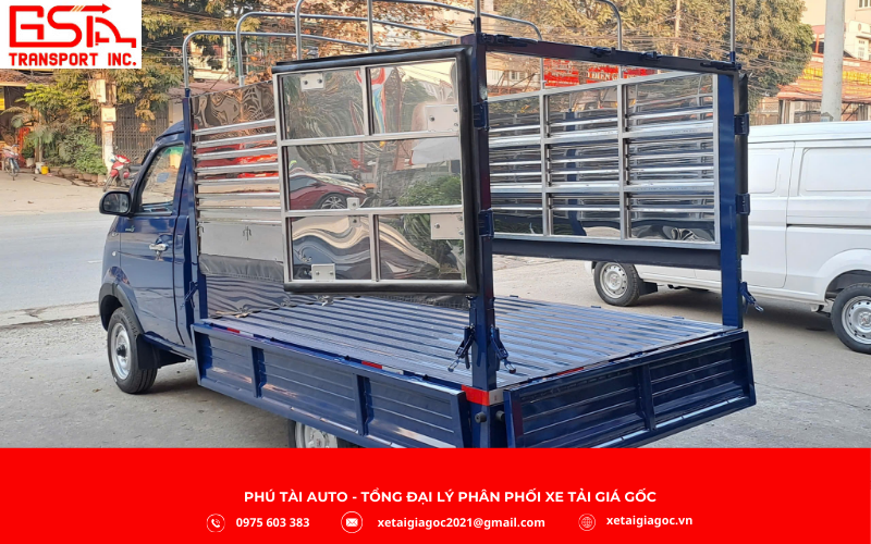 Xe tải SRM T15 sở hữu khả năng chở hàng vượt trội trong phân khúc xe tải nhẹ.