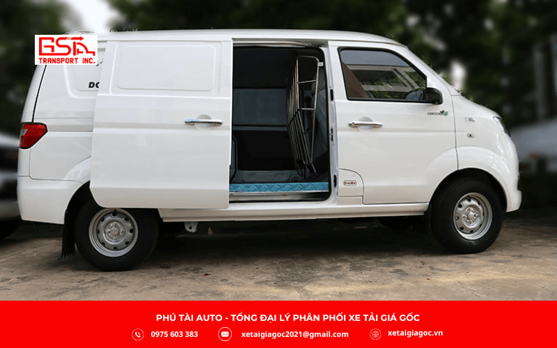 Xe tải van Dongben là dòng xe tải nhẹ phổ biến, thiết kế cabin tiện nghi và động cơ xăng tiết kiệm nhiên liệu