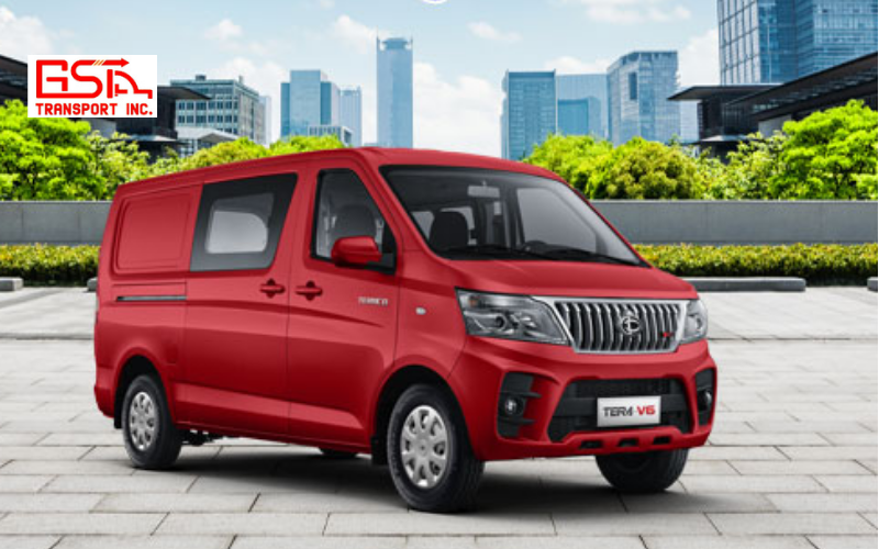 Xe tải Van Tera V6 5 chỗ trang bị ABS, EBD và camera lùi tăng độ an toàn.