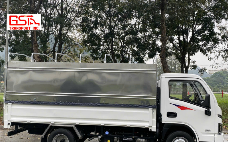 Thùng xe mang lại không gian chứa hàng rộng rãi