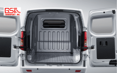 Thùng hàng Van Tera V6 2 chỗ rộng 5,5 m³, chở hàng linh hoạt trong đô thị.