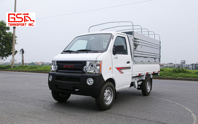 Xe tải SRM K990 nhẹ 990kg, cabin 2 chỗ, thùng dài 2.6–2.9m, lý tưởng cho khởi nghiệp.